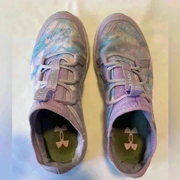 Under Armour Girls Kids Size 2 Slip On Sneakers - Picture 3 of 5